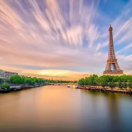 La Riviera Maison Avec Riviere Et Jardin 35mins De Paris Rer C A 600m Pour Tour Eiffel Orly Airport 25km Restaurants Et Supermarches Proches